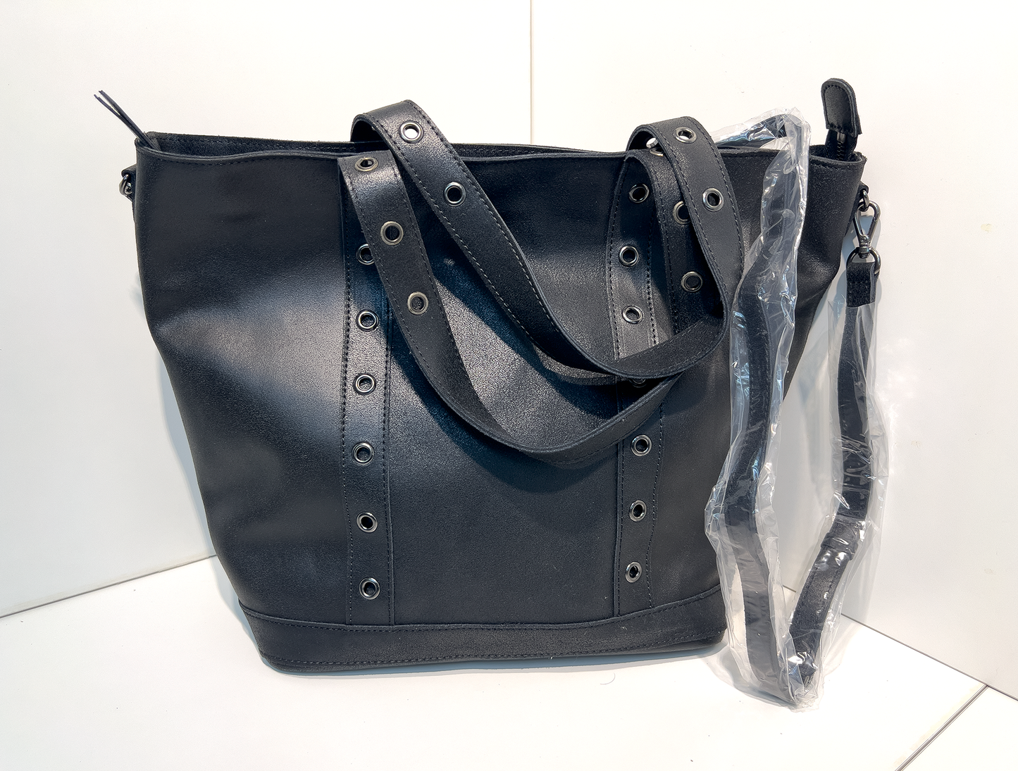 Urban Eyelet
